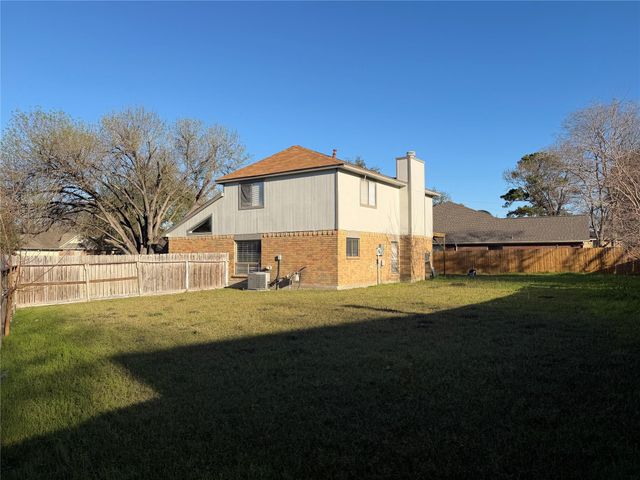 12230 Kleinmeadow Drive, Houston, TX 77066