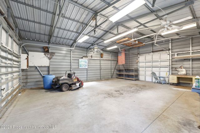 18805 Kelly Road, Spring Hill(pasco), FL 34610