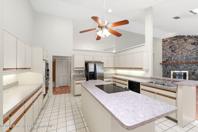 18805 Kelly Road, Spring Hill(pasco), FL 34610