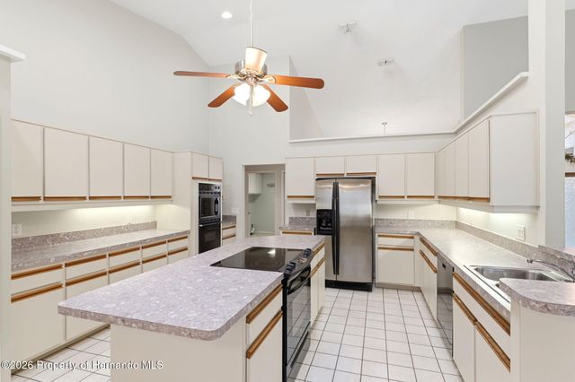 18805 Kelly Road, Spring Hill(pasco), FL 34610