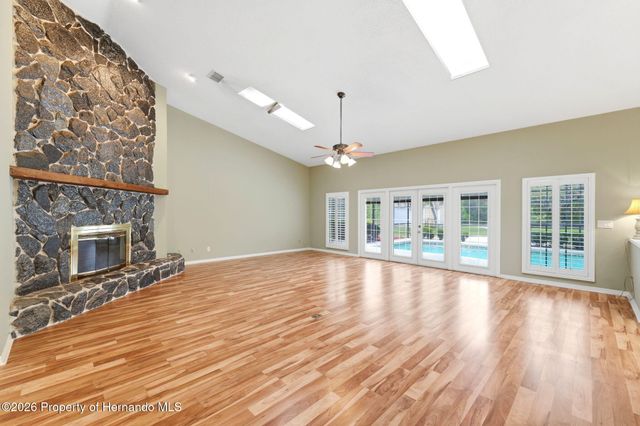 18805 Kelly Road, Spring Hill(pasco), FL 34610