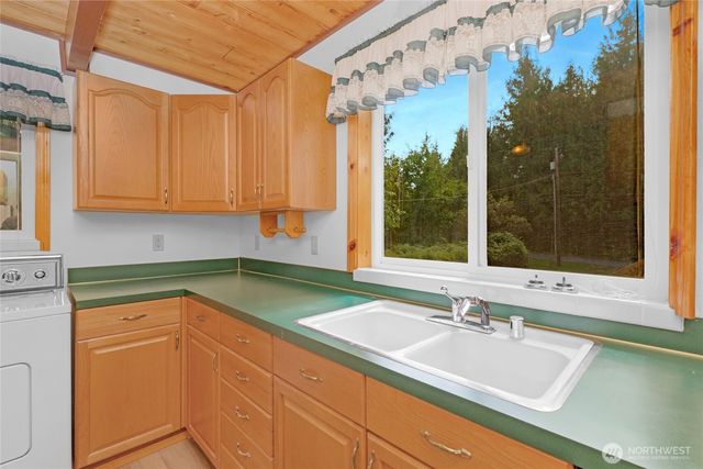 41819 S Shore Drive, Concrete, WA 98237