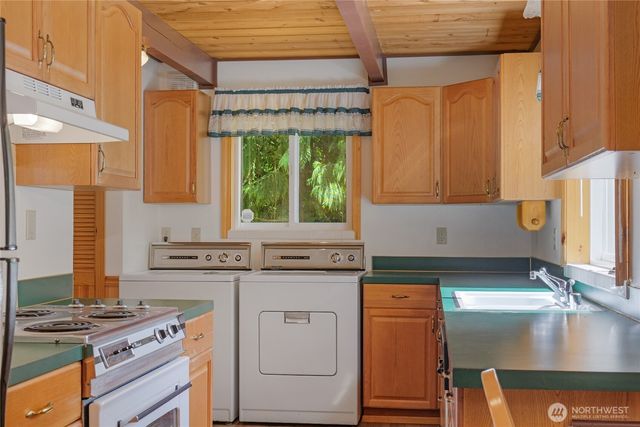 41819 S Shore Drive, Concrete, WA 98237
