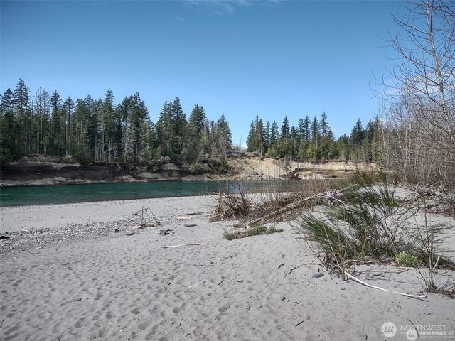 41819 S Shore Drive, Concrete, WA 98237