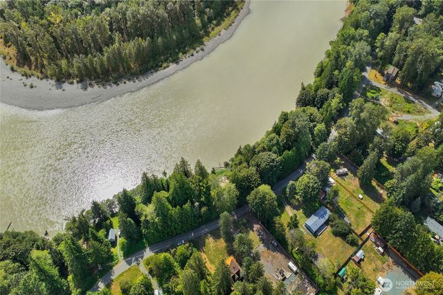 41819 S Shore Drive, Concrete, WA 98237