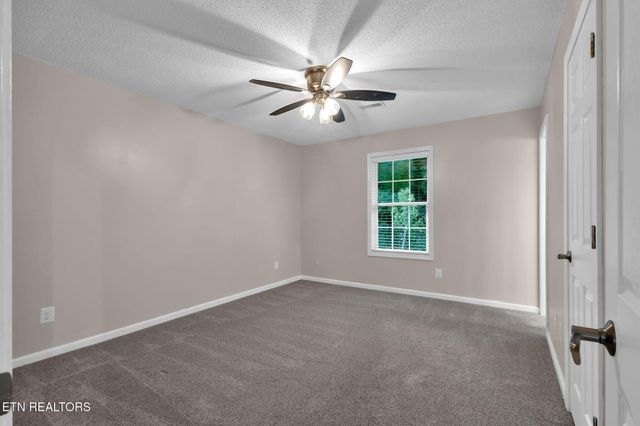 2927 Muzzle Lane, Knoxville, TN 37918