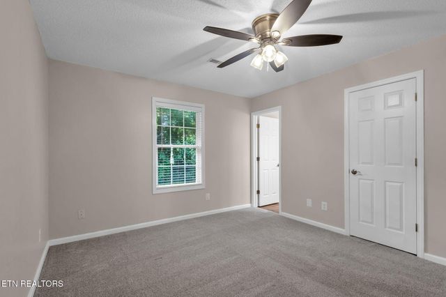2927 Muzzle Lane, Knoxville, TN 37918