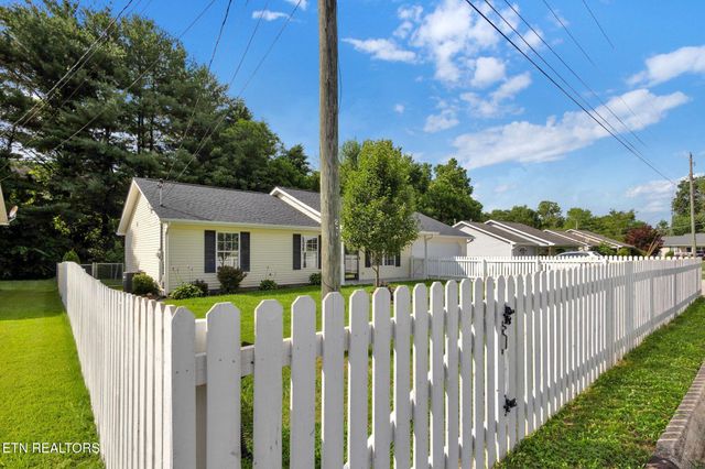 2927 Muzzle Lane, Knoxville, TN 37918