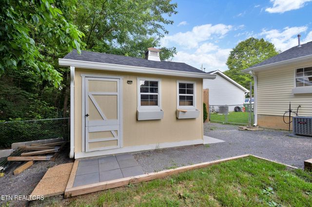 2927 Muzzle Lane, Knoxville, TN 37918