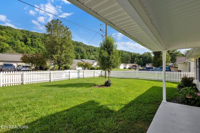 2927 Muzzle Lane, Knoxville, TN 37918