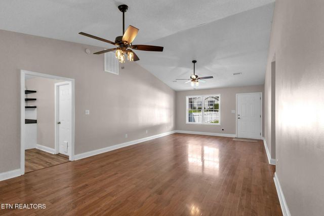 2927 Muzzle Lane, Knoxville, TN 37918
