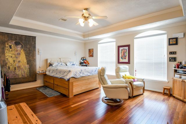 7608 Janak Drive, Houston, TX 77055