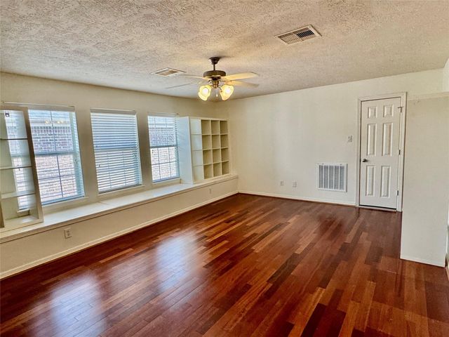 7608 Janak Drive, Houston, TX 77055