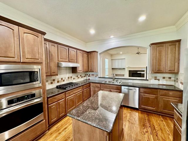 7608 Janak Drive, Houston, TX 77055