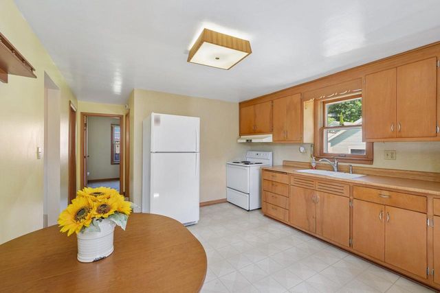 317 W Main STREET, Port Washington, WI 53074