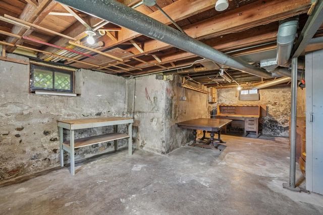 317 W Main STREET, Port Washington, WI 53074