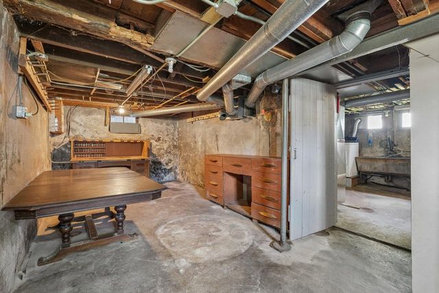 317 W Main STREET, Port Washington, WI 53074