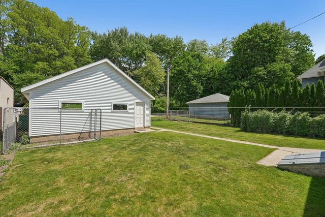 317 W Main STREET, Port Washington, WI 53074
