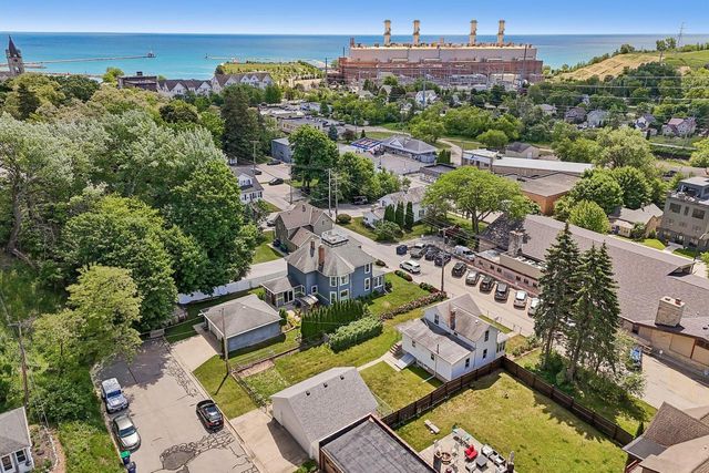 317 W Main STREET, Port Washington, WI 53074