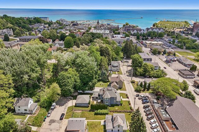 317 W Main STREET, Port Washington, WI 53074