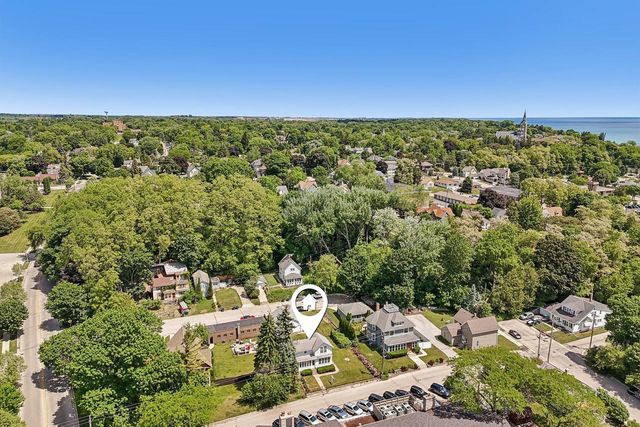 317 W Main STREET, Port Washington, WI 53074