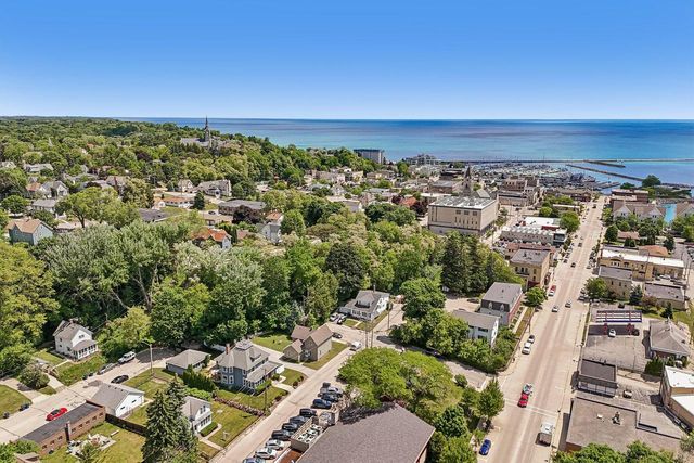 317 W Main STREET, Port Washington, WI 53074