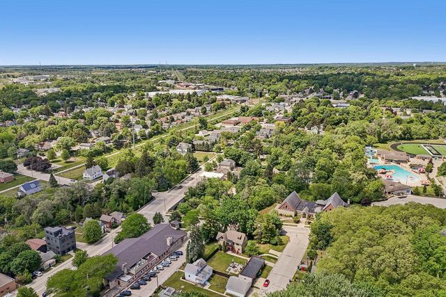 317 W Main STREET, Port Washington, WI 53074