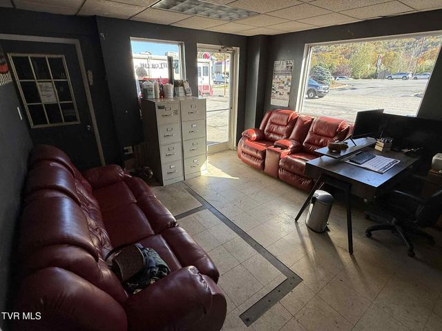 605 Northeast Trent Street, Norton, VA 24273