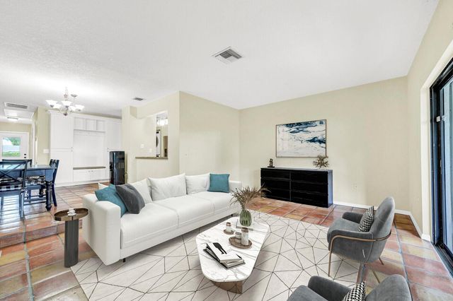 2625 Lowson Boulevard B, Delray Beach, FL 33445