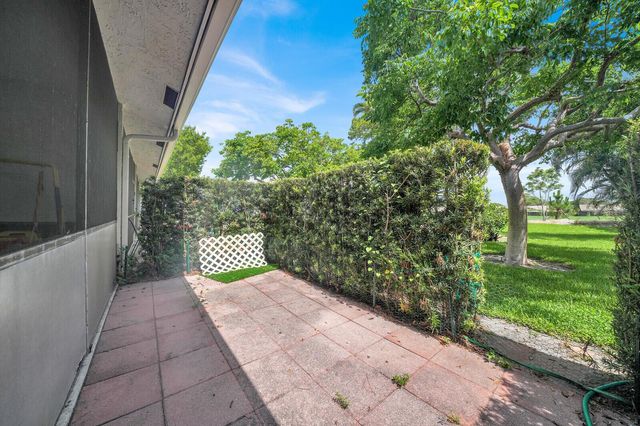 2625 Lowson Boulevard B, Delray Beach, FL 33445