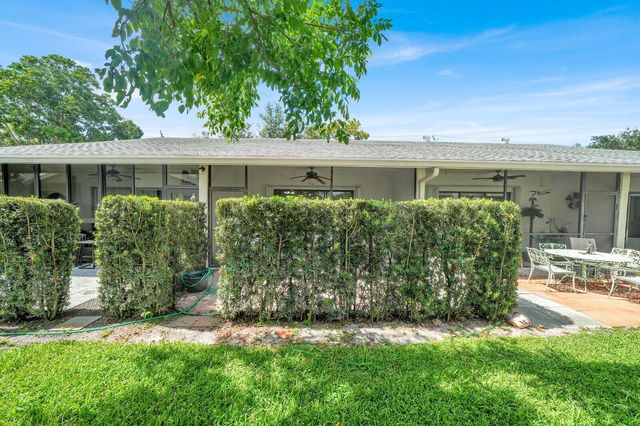 2625 Lowson Boulevard B, Delray Beach, FL 33445