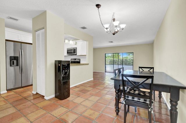 2625 Lowson Boulevard B, Delray Beach, FL 33445