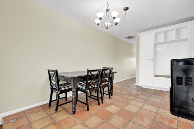 2625 Lowson Boulevard B, Delray Beach, FL 33445