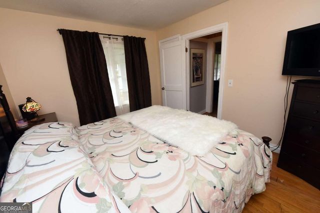 742 Hillcrest Drive, Mccaysville, GA 30555