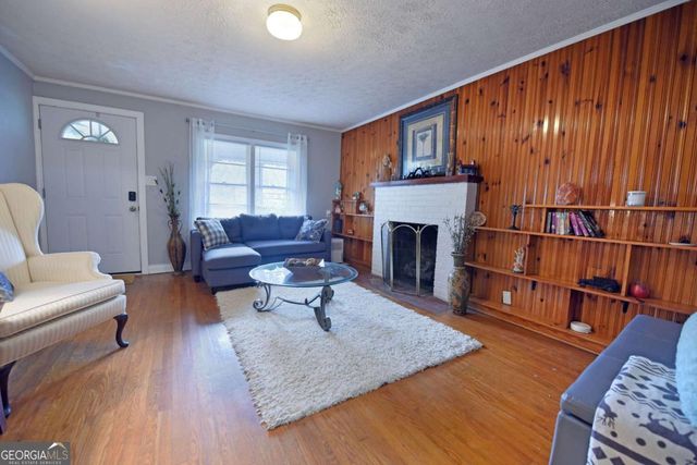 742 Hillcrest Drive, Mccaysville, GA 30555