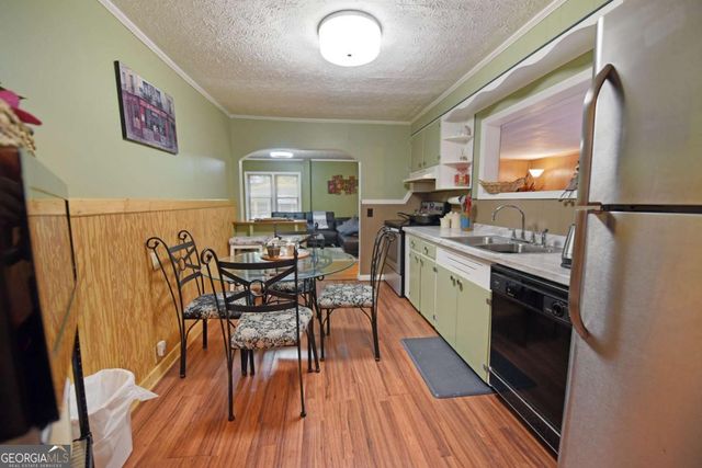 742 Hillcrest Drive, Mccaysville, GA 30555