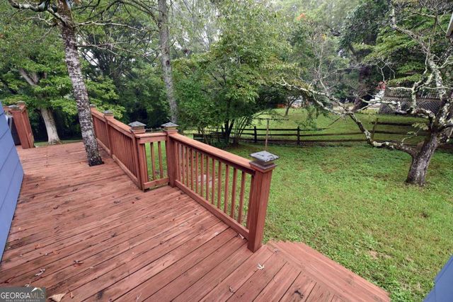 742 Hillcrest Drive, Mccaysville, GA 30555