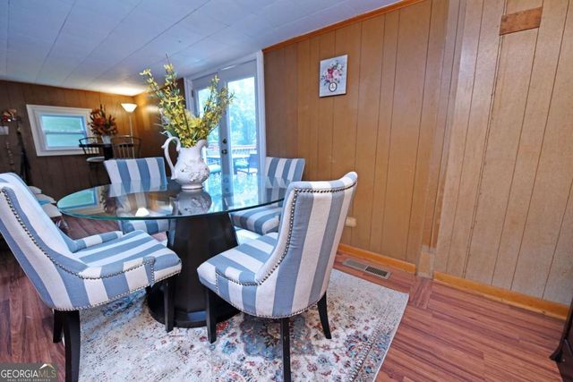 742 Hillcrest Drive, Mccaysville, GA 30555