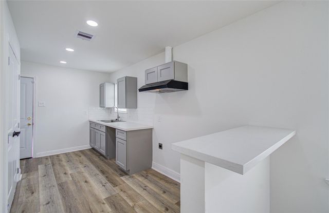 4902 Lee Street, Houston, TX 77020
