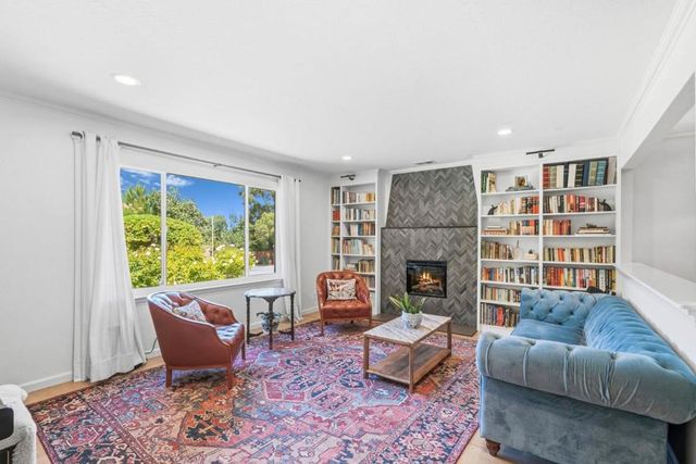 9465 Watsonville Road, Gilroy, CA 95020