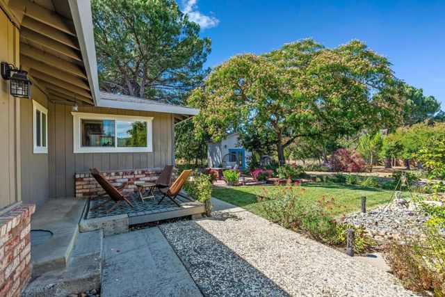 9465 Watsonville Road, Gilroy, CA 95020