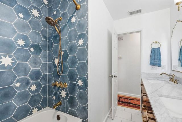 9465 Watsonville Road, Gilroy, CA 95020