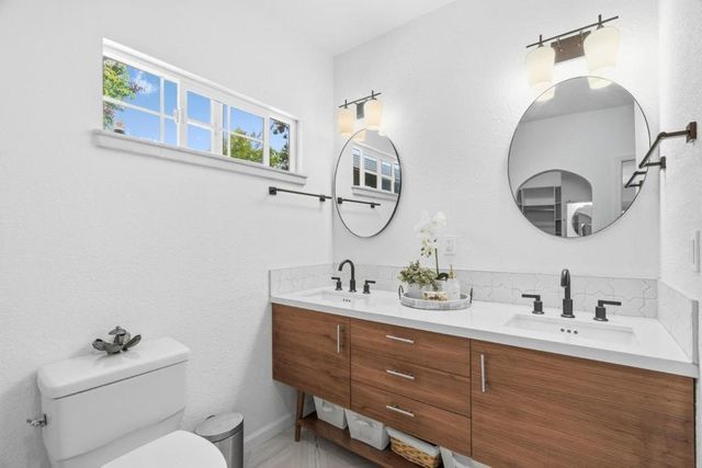 9465 Watsonville Road, Gilroy, CA 95020