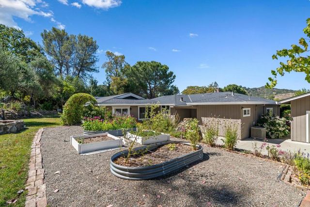 9465 Watsonville Road, Gilroy, CA 95020
