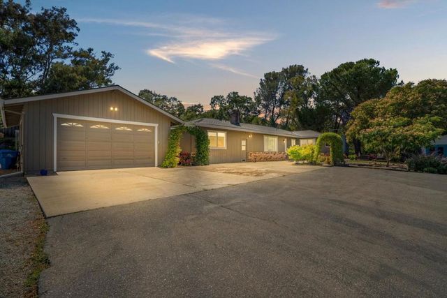 9465 Watsonville Road, Gilroy, CA 95020