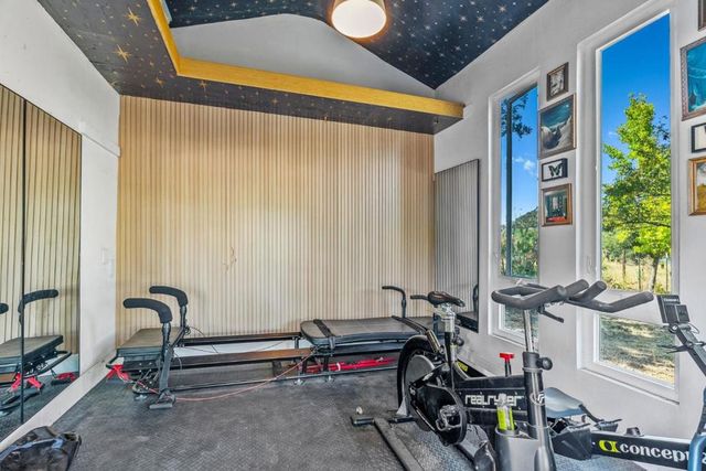 9465 Watsonville Road, Gilroy, CA 95020