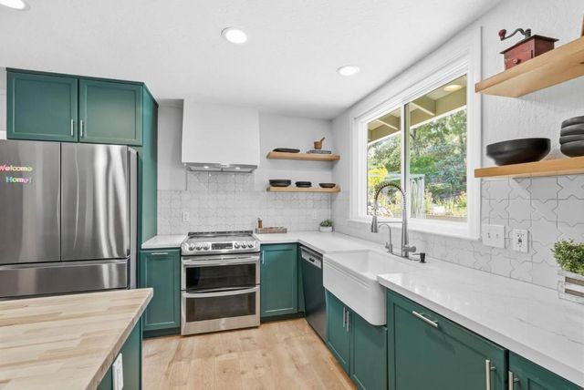 9465 Watsonville Road, Gilroy, CA 95020