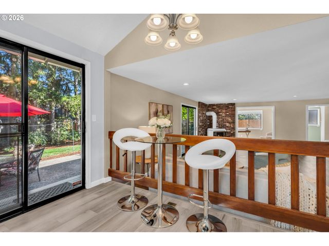 3010 Ne LINDEN Ave, Gresham, OR 97030