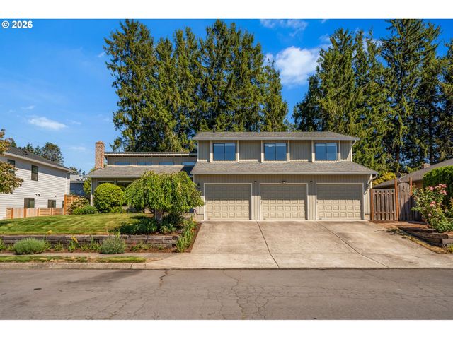 3010 Ne LINDEN Ave, Gresham, OR 97030