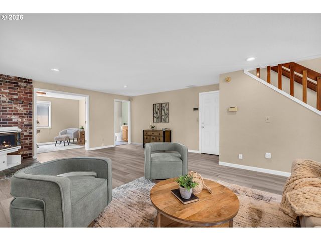 3010 Ne LINDEN Ave, Gresham, OR 97030